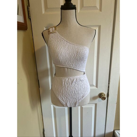 Missguided Swimsuit Size 4 - Picture 1 of 4